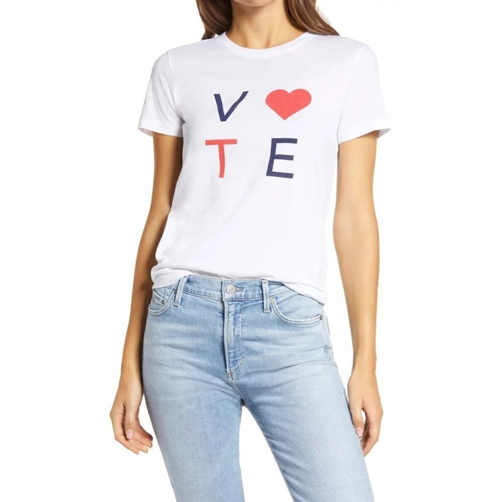 1901 Vote Collection Womens Small Heart Red Cotton Blend Graphic T-Shirt 2370